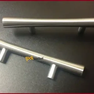 Beste Prijs Maniglia per mobili moderne Formae 104 64mm cromosatinato 6932