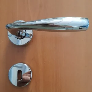 Maniglia per porta Shark Ghidini vari colori cromo 25248 Koop Online