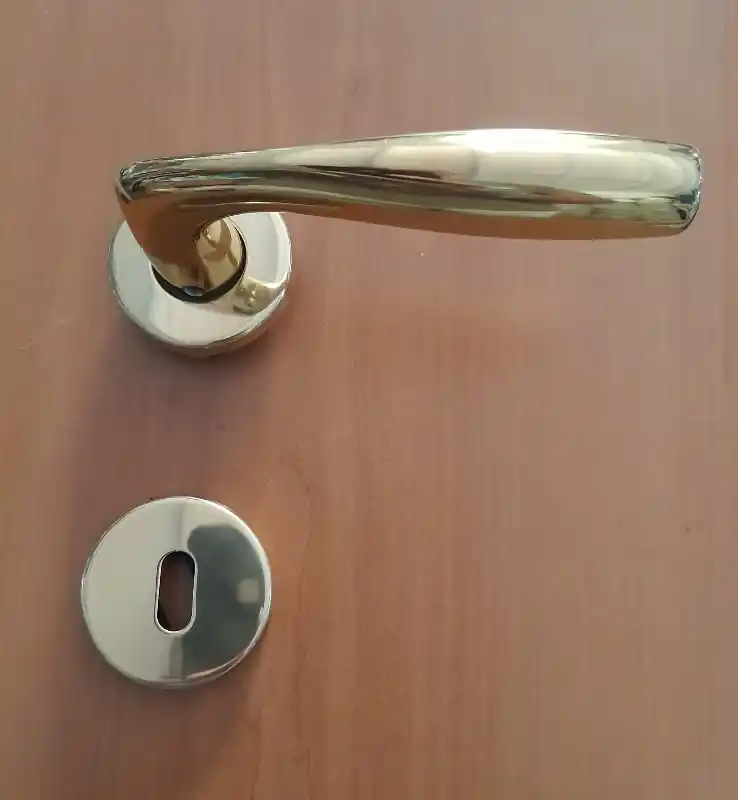 Beperkt Aanbod Maniglia per porta Shark Ghidini vari colori oro 26110