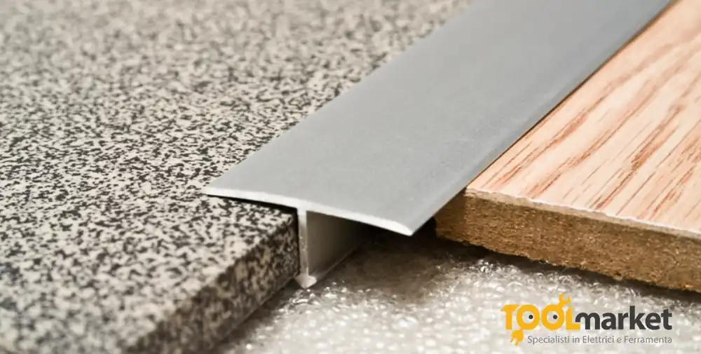 Gereduceerde Prijs Giunto a T per pavimenti da 2.7 MT Argento 4433