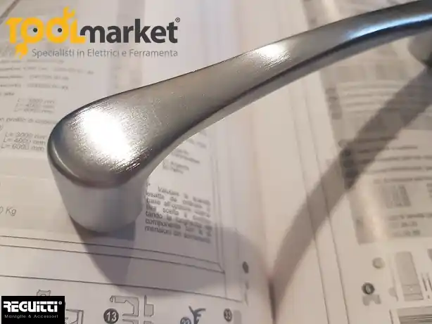 Bestel Nu Maniglia per porte scorrevoli art.200 mm Cromo satinato 12631