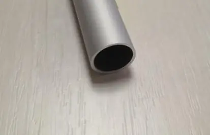 Profilo alluminio tubo Anodizzato argento da MT 2 20mm 30326 Koopje