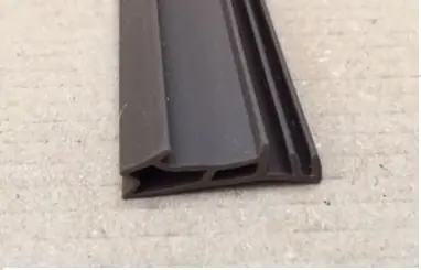 Guarnizione per infissi A163k rotolo da 28 mt Roverplastik Marrone metri 28 26184 Meest Verkocht