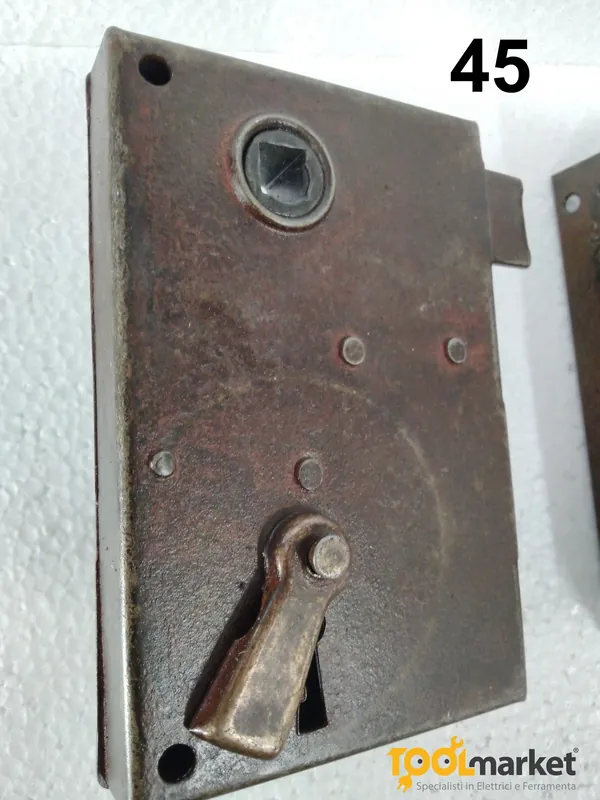 Serratura redosso in ferro vecchio con chiave - METAL STYLE 50014 dx 45 9015-dx45 Finale Uitverkoop
