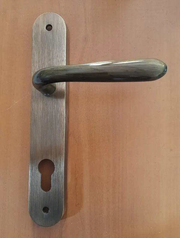 Shop Nu Maniglia per porta con placca modello Comit Amalfi BRONZO FORO YALE 2441