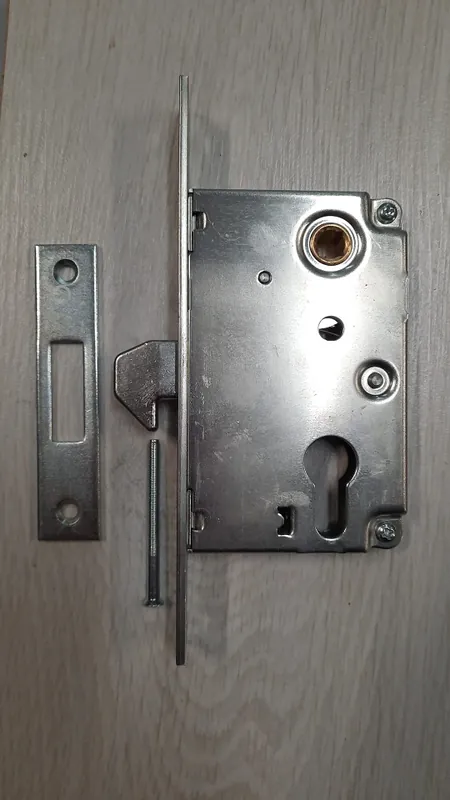 Beperkt Aanbod Serratura a gancio per cilindri AGB B00910xx15 entrata 60mm 14619 -60