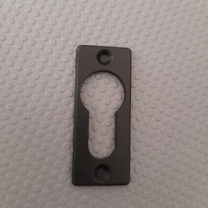 Bocchetta Yale plastica nera ISEO 042040 14530 nera Premium