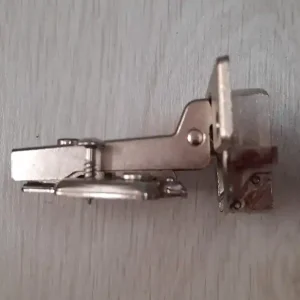 Direct Beschikbaar Cerniera a scatto diam. 40 Hettich 40 media 5588