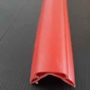 Beperkt Aanbod Paraspigolo antiurto flessibile in PVC 35x 35 colorato da MT2 Rosso 3042 rosso