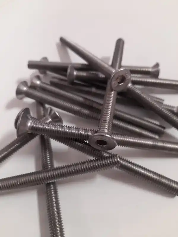 Koopje Vite a brugola diametro 6 INOX con testa svasata confezione da 20 pz 6x80 1032