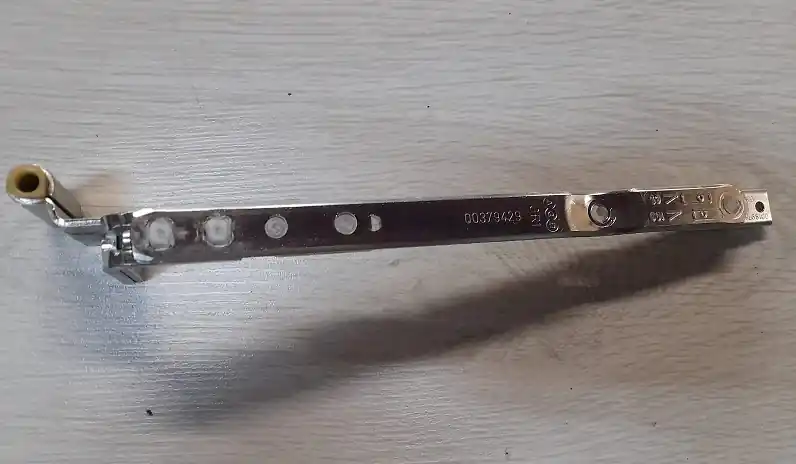Bestseller Braccio forbice legno A51911224xx Interasse 9 per battuta 18 mm per anta ribalta AGB Artech DX (GR1) mis. 362-490 mm 16344