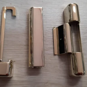 Flitsaanbieding Copertura per cerniere anta ribalta Ottone lucido A51301.xx.50 AGB Sinistra 25808