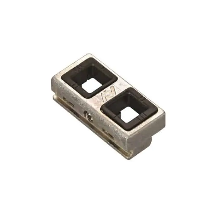 Ferrogliera doppia registrabile Savio 1414W per anta ribalta, dimensioni 43x20x13 mm, finitura Zincata Bianca Finale Uitverkoop