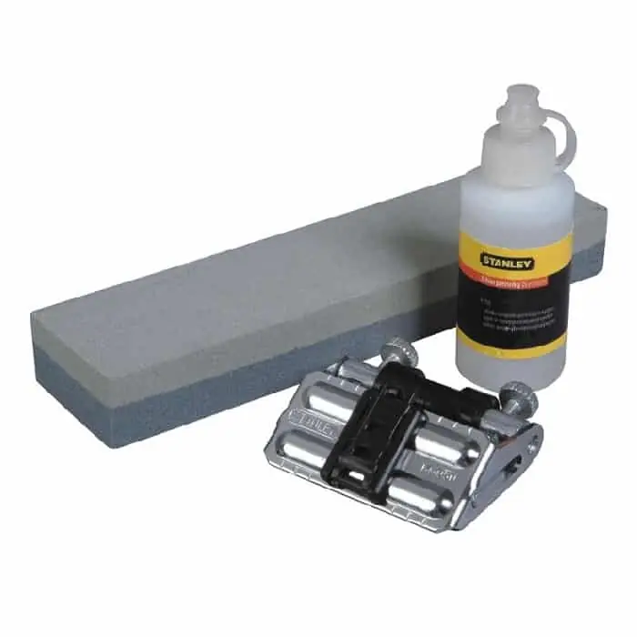 Set guida per affilatura Stanley con pietra ad olio e olio, per scalpello e ferro pialla Korting