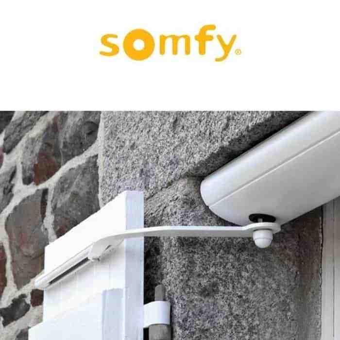 Gereduceerde Prijs Kit Motore Yslo IO Flex Somfy, per persiana a 1 ante da 590 a 900 mm, finitura Carter Marrone, Bracci ridotti Neri