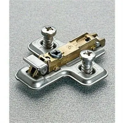 Goedkoop Basetta di premontaggio Clip BAVGL09F/16 Salice, a croce, 00 mm, fissaggio con viti Euro, con regolazione verticale con eccentrico, finitura Nichelato