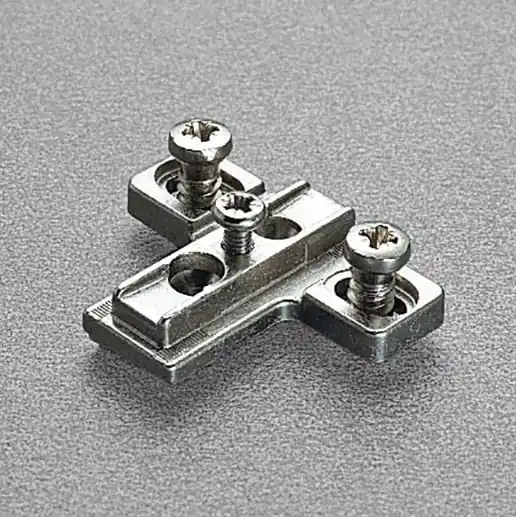 Basetta di premontaggio B2SGB99B6 Salice, a croce, 09 mm, per colonna corta, fissaggio con viti Euro, regolazione manuale, finitura Nichelato Must-Have