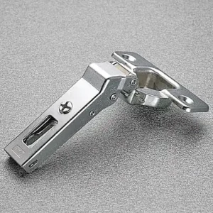 Cerniera Salice C2ABV99 con molla di chiusura, 94° battuta con sormonto , per mobili ad angolo + 45°, fondello da avvitare, finitura Nichelato Hoge Kwaliteit
