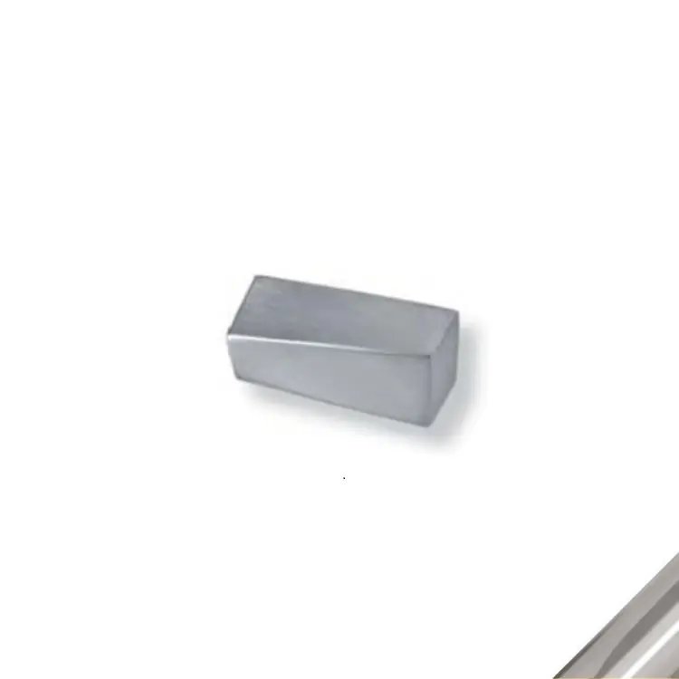 Maniglia 526 Porro per mobile, interasse 32 mm, lunghezza 46 mm, finitura Cromo Lucido Bestseller