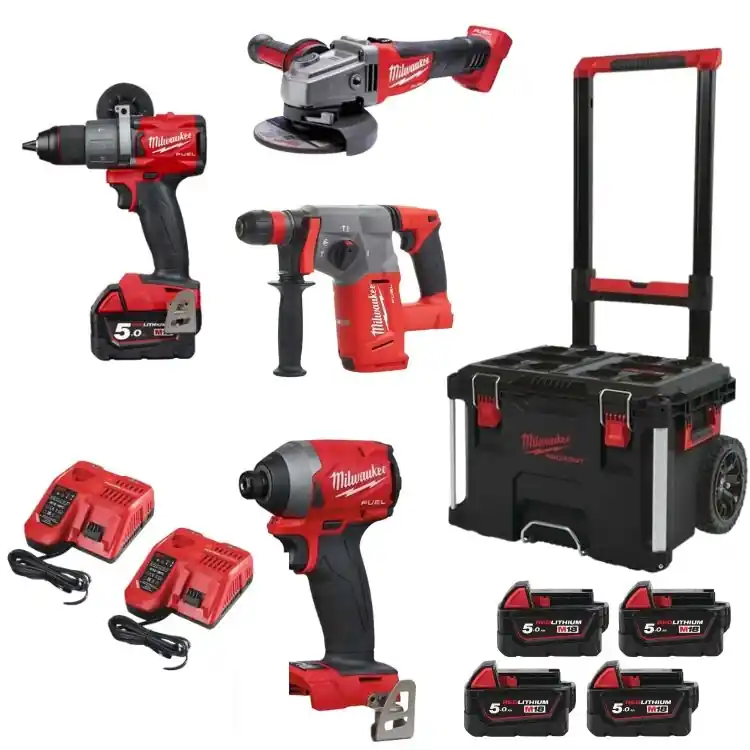 Kit promozione prodotti MILWAUKEE M18 Trapano percussione FPD2, avvitatore FID2, tassellatore CHX, smerigliatrice FSAG125X completo di trolley, 4 batterie da 5,0 Ah e 2 caricabatterie Must-Have