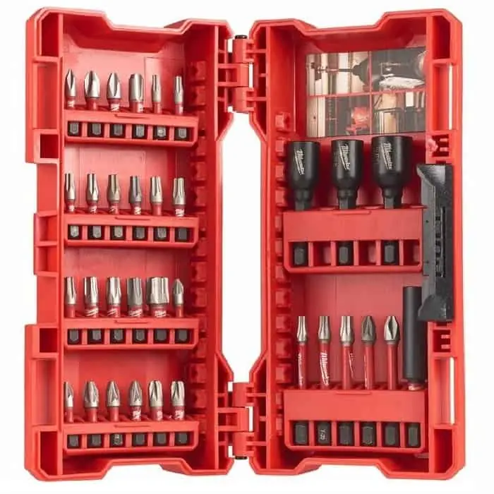 Set 33 inserti assortiti ShW CD Shockwave Milwaukee, per avvitatore ad impulsi Korting